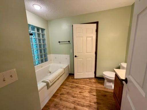 Large bath ensuite