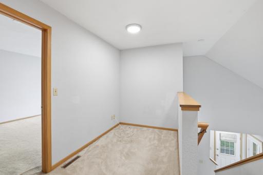 6155 Courtly Alcove (8).jpg