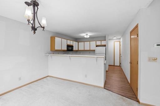 6155 Courtly Alcove (15).jpg