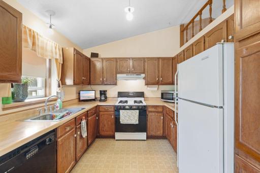 4272 Sun Cliff Road, Eagan, MN 55122
