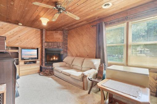 4272 Sun Cliff Road, Eagan, MN 55122
