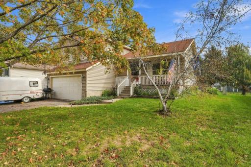 4272 Sun Cliff Road, Eagan, MN 55122