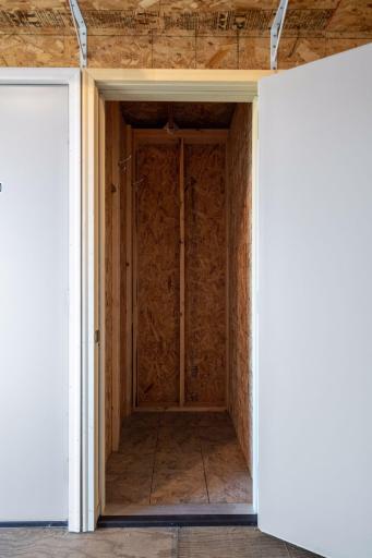 23780 Lawtonka Drive - Spacecrafting - 0062.jpg