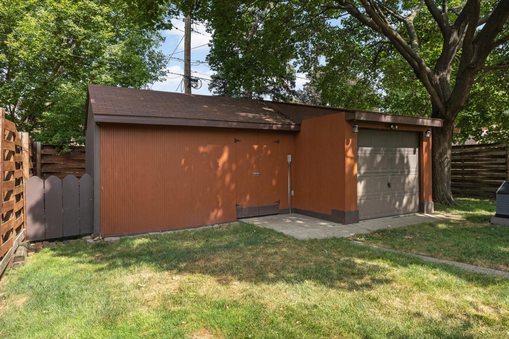 2nd garage and attached large workspace