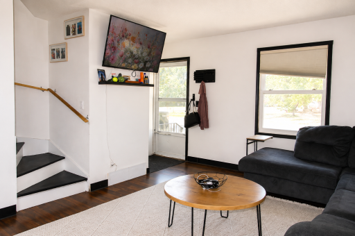 Livingroom3.png