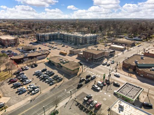Enjoy many great area attractions and conveniences!