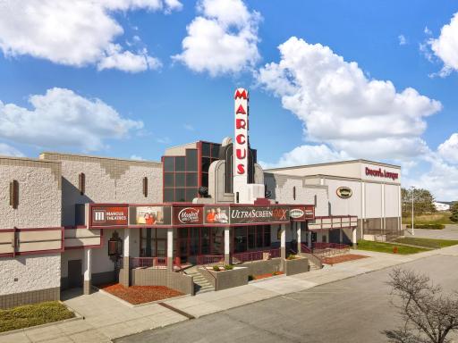 Enjoy many great area attractions and conveniences!