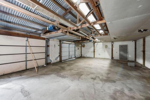 2+ car garage
