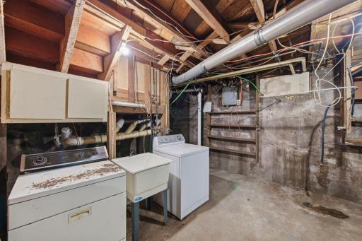 Basement Laundry