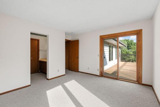 31-web-or-mls-4165 Hilltop Point 204-31.jpg