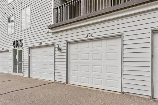 3-web-or-mls-4165 Hilltop Point 204-3.jpg