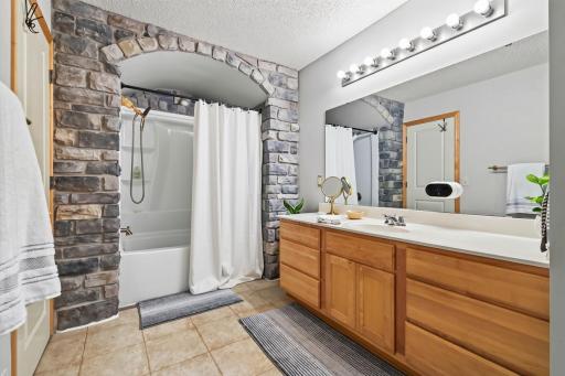 Custome stone surround shower
