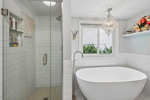 Primary main level bath