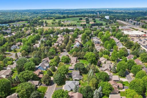 Close to stores, parks and schools