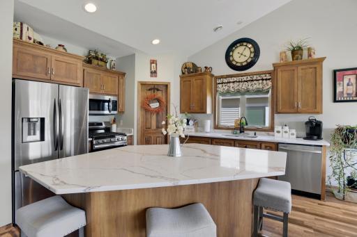 9765 Saint Andrews Drive, Elko New Market, MN 55020