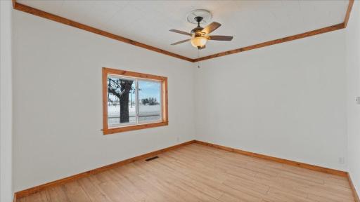 604 Atlantic Avenue N, Herman, MN 56248