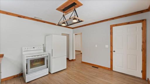 604 Atlantic Avenue N, Herman, MN 56248