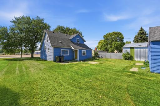 604 Atlantic Avenue N, Herman, MN 56248