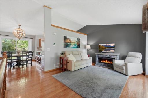 9651 78th Street, Cottage Grove, MN 55016