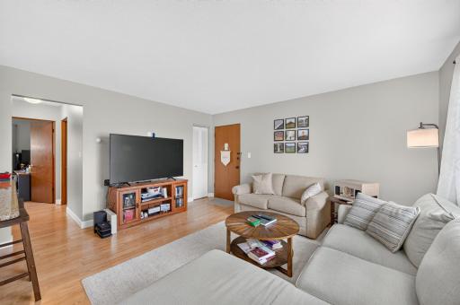 2733 Virginia Avenue N, New Hope, MN 55427