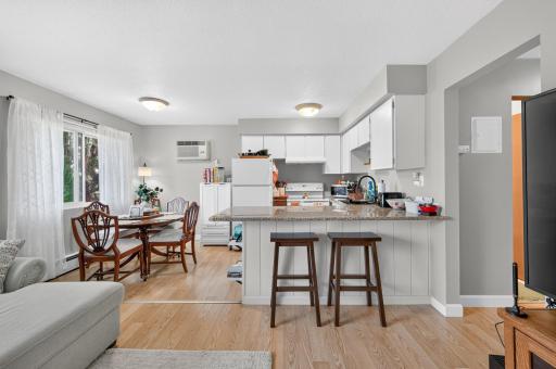 2733 Virginia Avenue N, New Hope, MN 55427