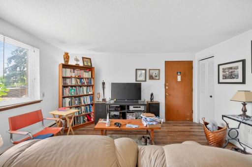 2733 Virginia Avenue N, New Hope, MN 55427