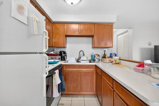 2733 Virginia Avenue N, New Hope, MN 55427