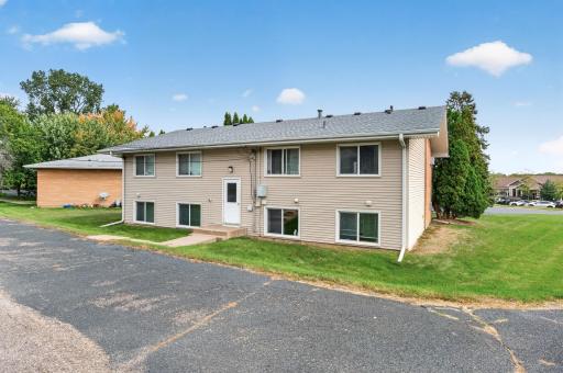 2733 Virginia Avenue N, New Hope, MN 55427