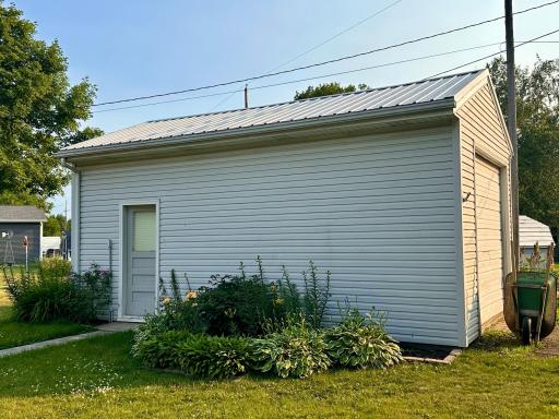 2934 Oak Avenue, Slayton, MN 56172