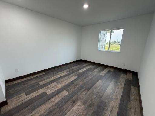 1200 Main Avenue S, Roseau, MN 56751