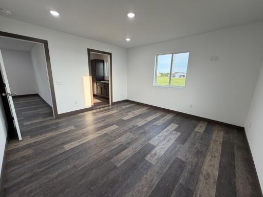 1200 Main Avenue S, Roseau, MN 56751