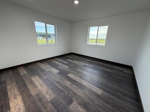 1200 Main Avenue S, Roseau, MN 56751