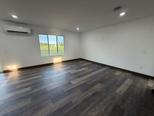 1200 Main Avenue S, Roseau, MN 56751