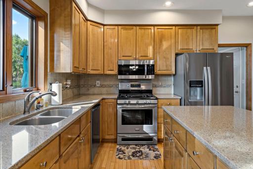 32-web-or-mls-1215 Thorene Pl Stillwater MN_0046.jpg