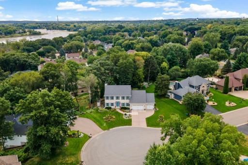 11-web-or-mls-1215 Thorene Pl Stillwater MN_0025.jpg