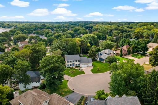 12-web-or-mls-1215 Thorene Pl Stillwater MN_0026.jpg