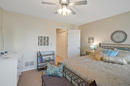 46-web-or-mls-1215 Thorene Pl Stillwater MN_0060.jpg