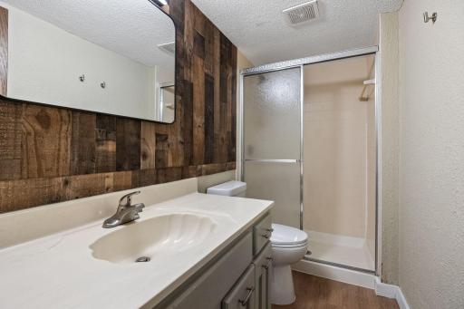 10340 Decatur Avenue S, Bloomington, MN 55438