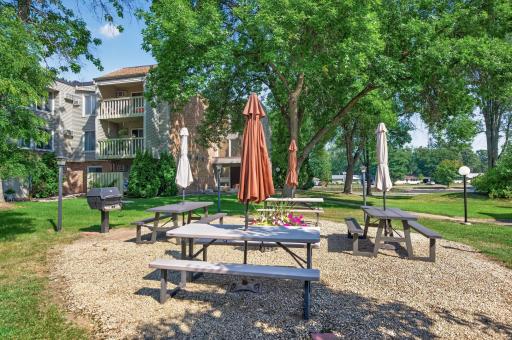 4045 Hodgson Road, 317, Shoreview, MN 55126