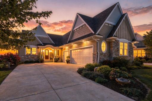 21 Phoebe Lane, North Oaks, MN 55127