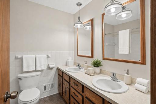 15849 Harwell Avenue, Apple Valley, MN 55124