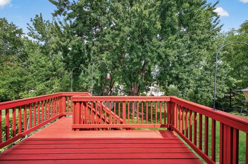 Walk out onto the deck from the deck and enjoy the backyard!
