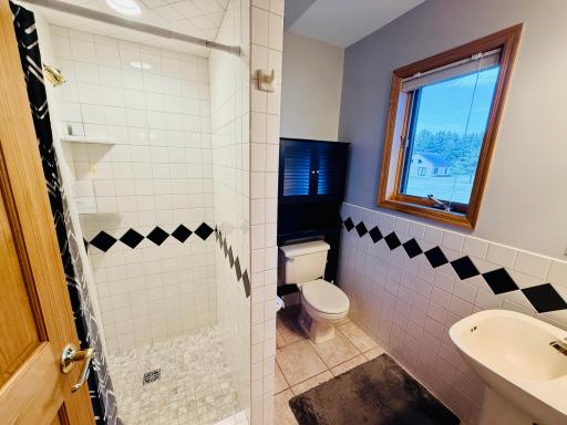 Primary suite bathroom.jpg