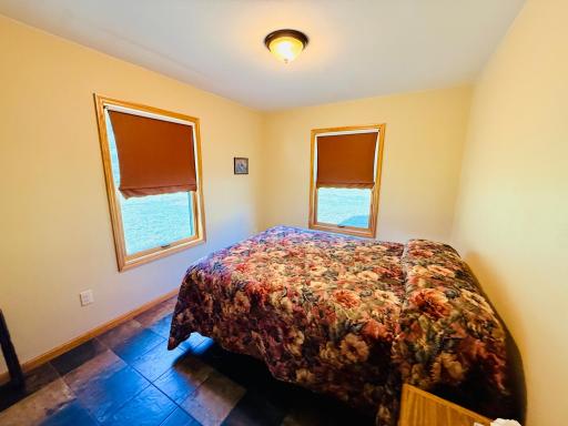 Guest house bedroom 1.JPG
