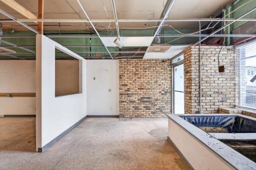 10_2201_Johnson10_mls.jpg