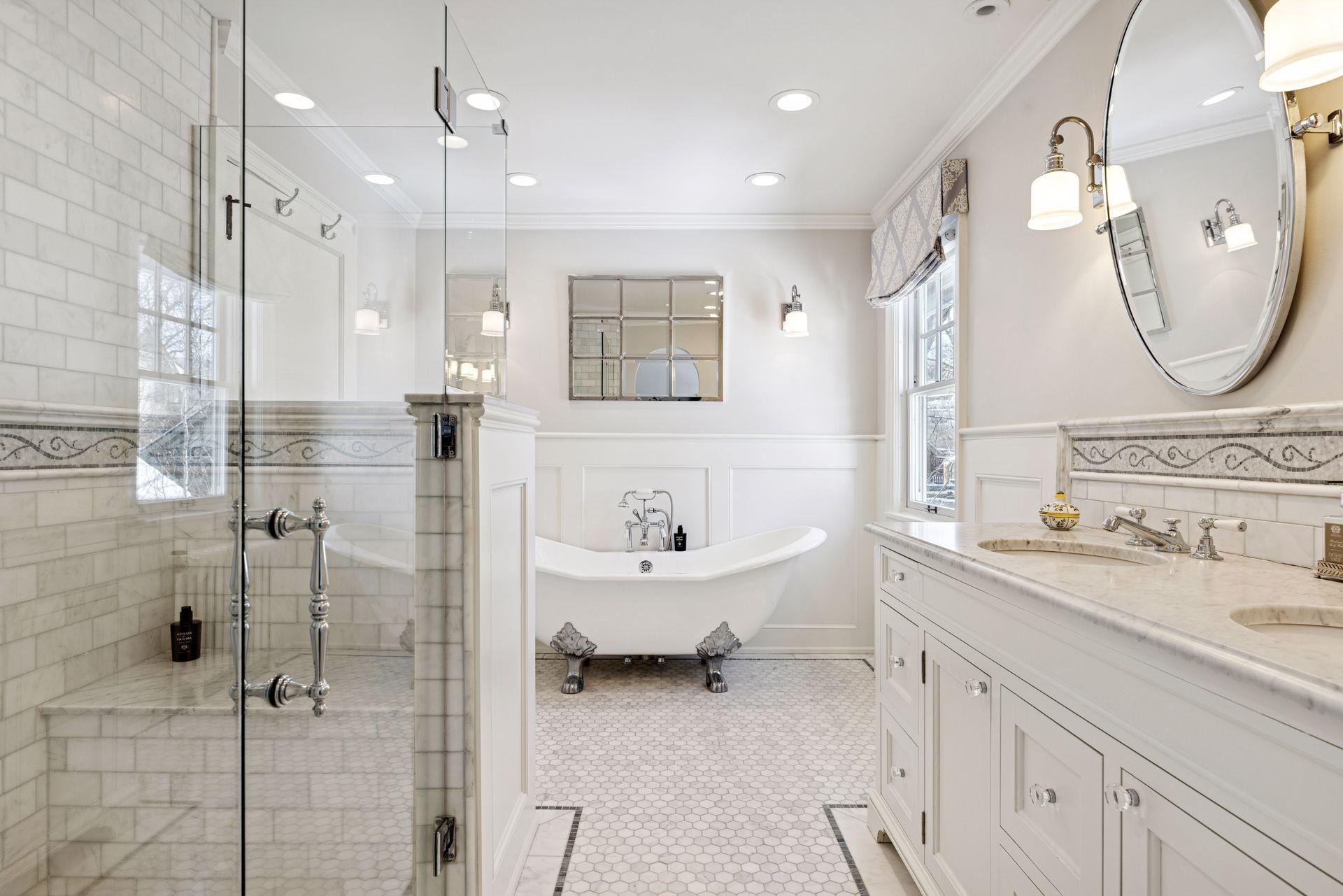 Stunning, spa-inspired bath designed for everyday luxury.