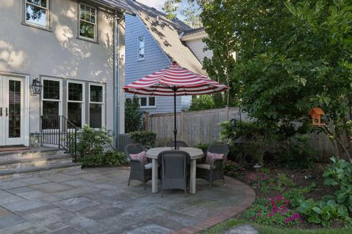 A private backyard setting perfect for everyday enjoyment