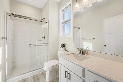 08-Main-Floor-Bathroom.png