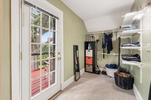 699 Delaware Avenue, Saint Paul, MN 55107