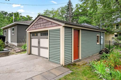 699 Delaware Avenue, Saint Paul, MN 55107
